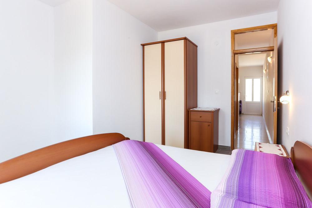 Apartments Pitarevic Saplunara Exterior photo