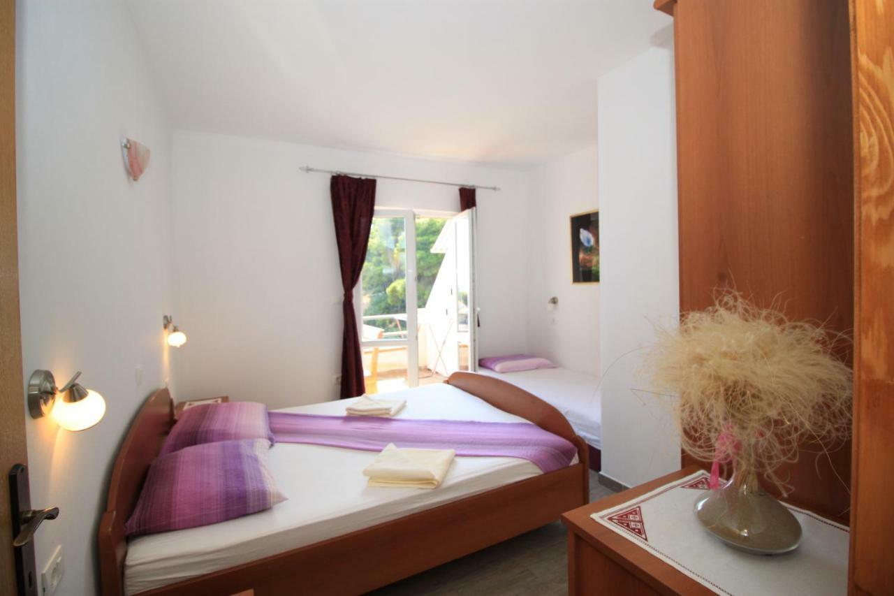 Apartments Pitarevic Saplunara Exterior photo